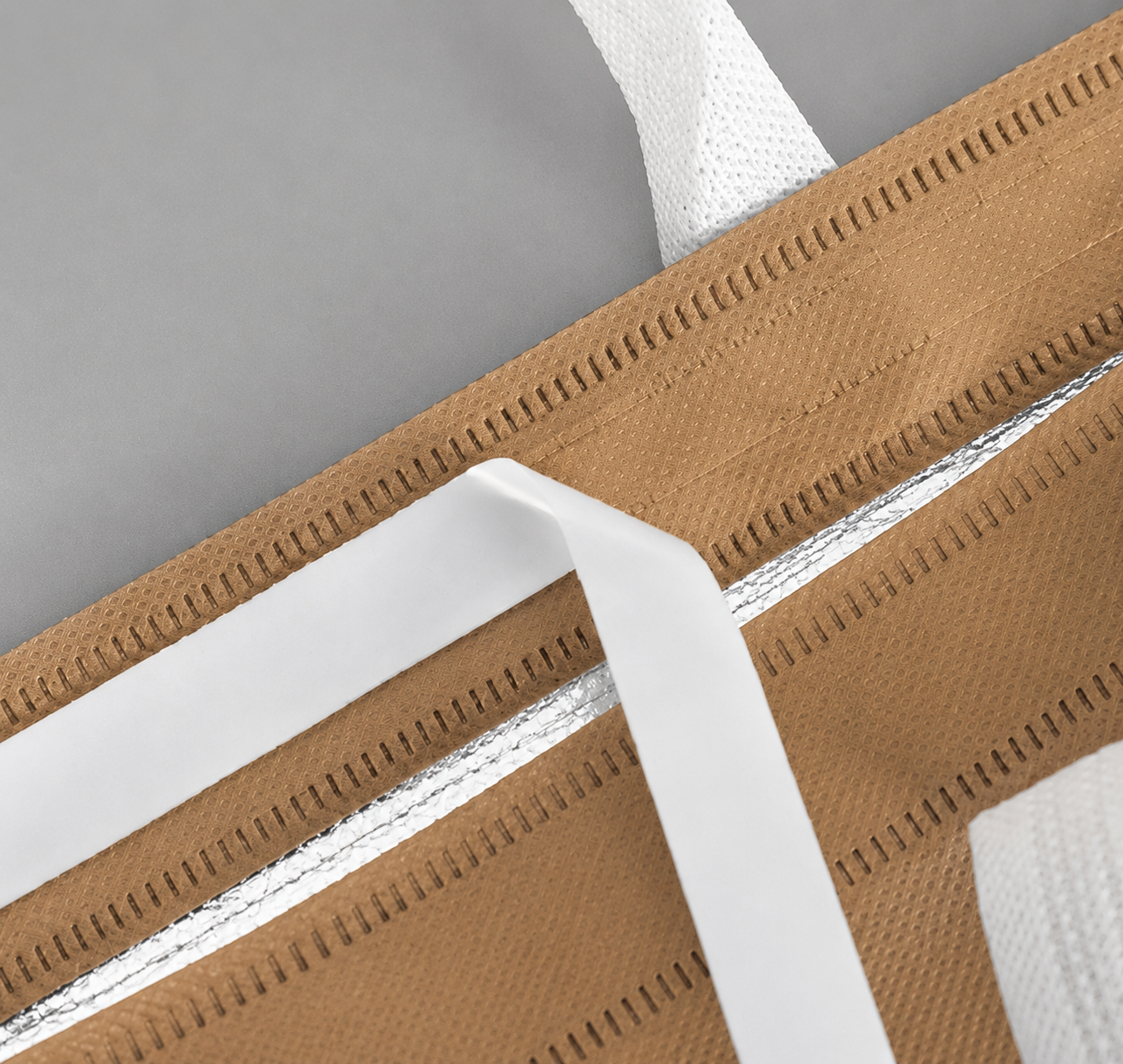 Insulated bag detail